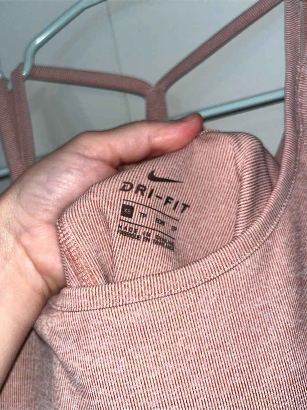 NIKE Dri-Fit Workout Tank Top
